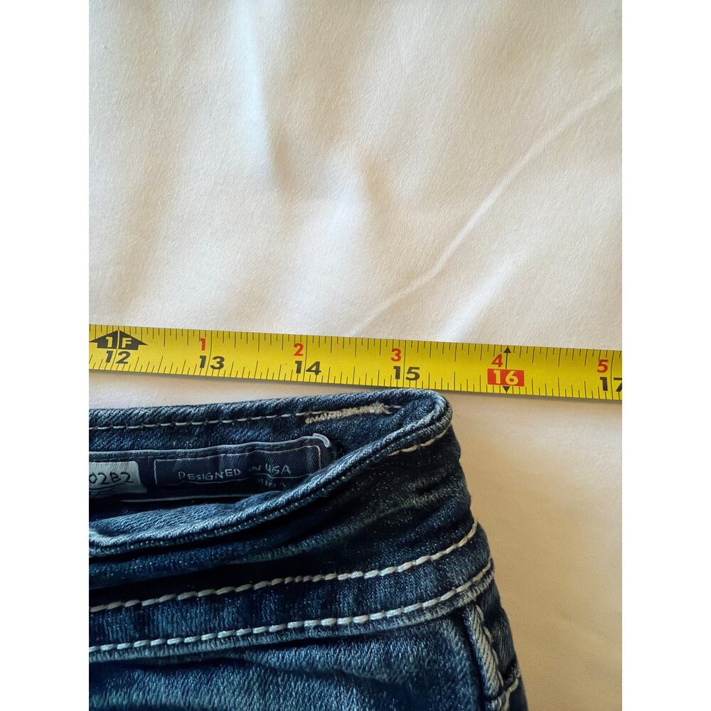Miss Me studded rhinestone bootcut jeans SZ 30 - Picture 8 of 10